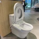 Bồn cầu TOTO CW166RB TCF33320GAA T53P100VR 1 khối nắp điện tử Washlet S2 - Ảnh 12