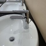 Vòi chậu lavabo nóng lạnh INAX LFV-502S (LFV502S) - Ảnh 10