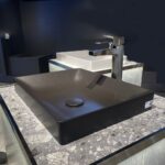 Chậu lavabo đặt bàn TOTO LT4715G17#MBL (LT4715G17MBL) đen mờ vành mỏng Linear Ceram - Ảnh 4