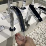 Vòi lavabo cảm ứng TOTO TLE26006A - Ảnh 5