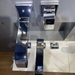 Vòi lavabo nóng lạnh gắn tường GC TOTO TLG08308BA - Ảnh 4