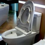Bồn cầu TOTO CS769DRE4 2 khối nắp rửa cơ TCW1211A - Ảnh 10