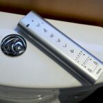 Bồn cầu TOTO CS769DRW11 2 khối nắp điện tử Washlet S7 TCF4911Z - Ảnh 5
