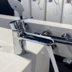Vòi lavabo nóng lạnh New Standard TOTO TVLM102NSR - Ảnh 5